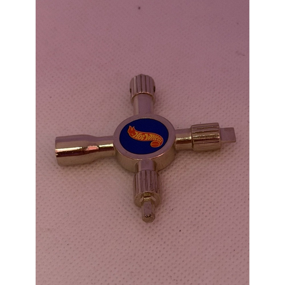 Vintage Hot Wheels Redline X Tool Diecast Wheel Removal Accessory Multitool